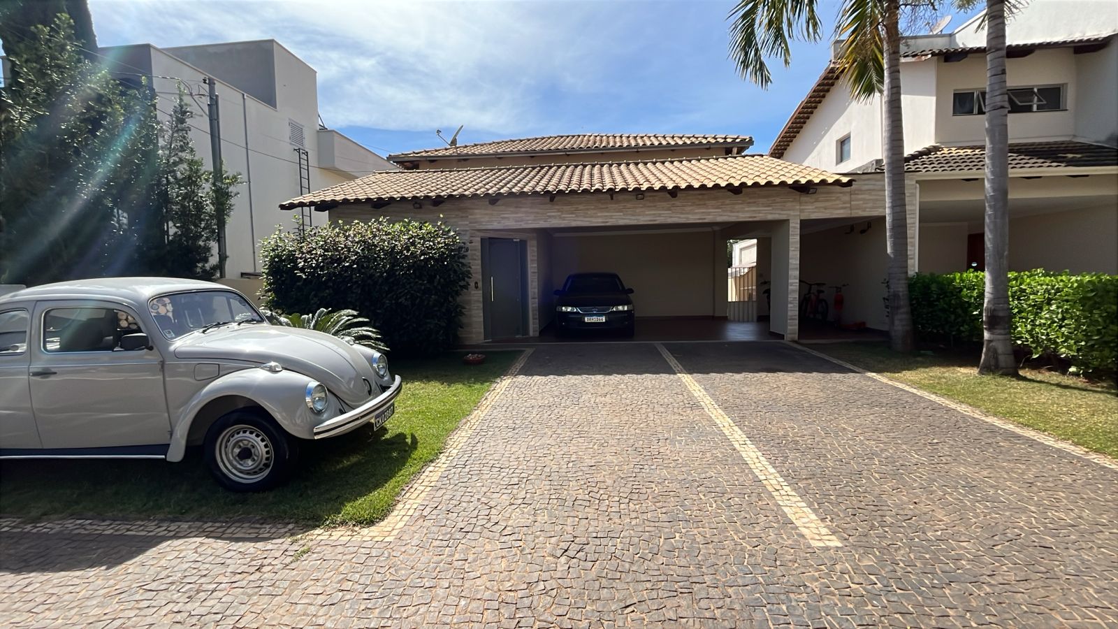 Sobrado - Jardins Madri - 188,10m² — foto 1
