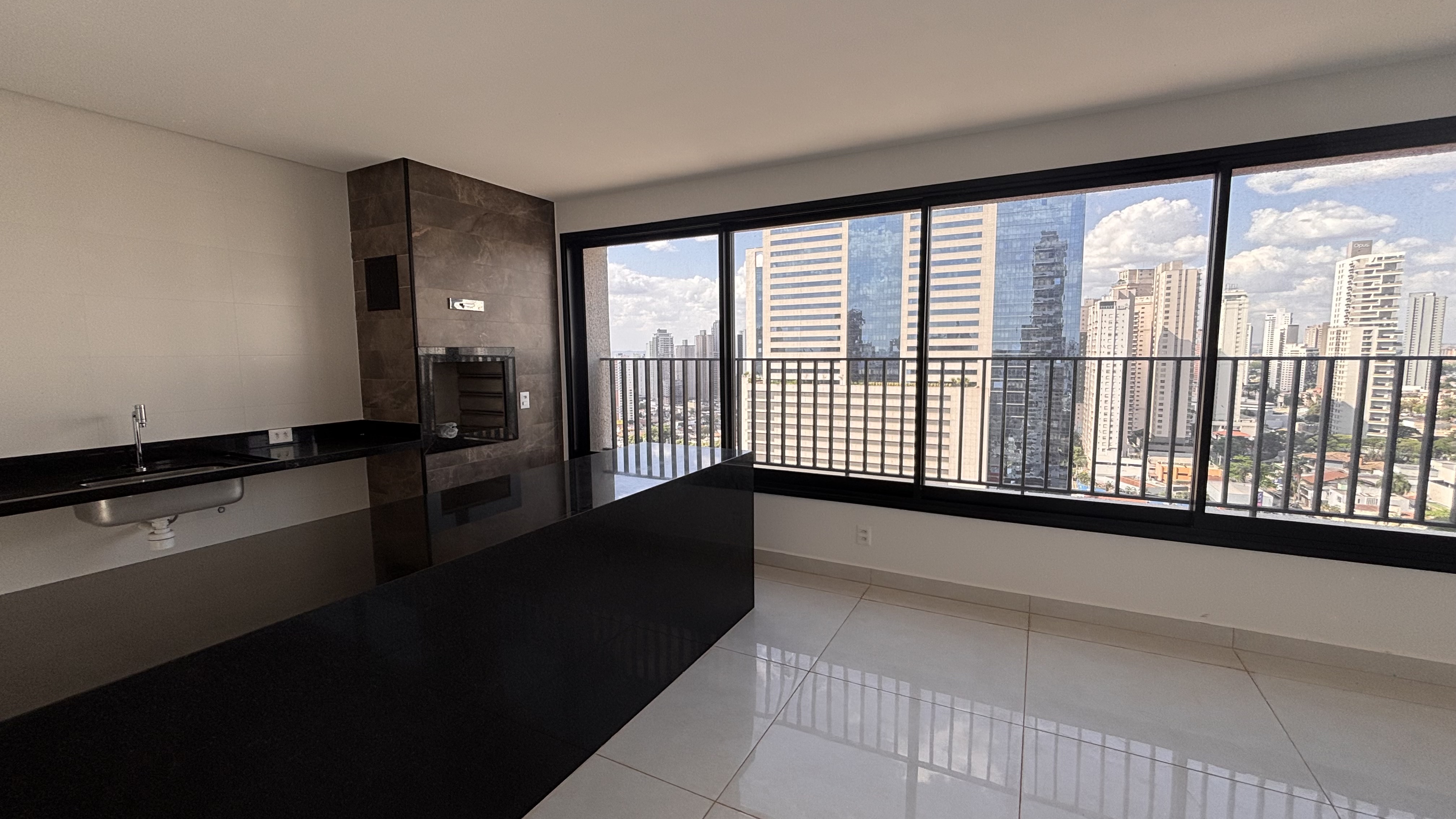 Penthouse Cristal Tower 202m² — foto 1