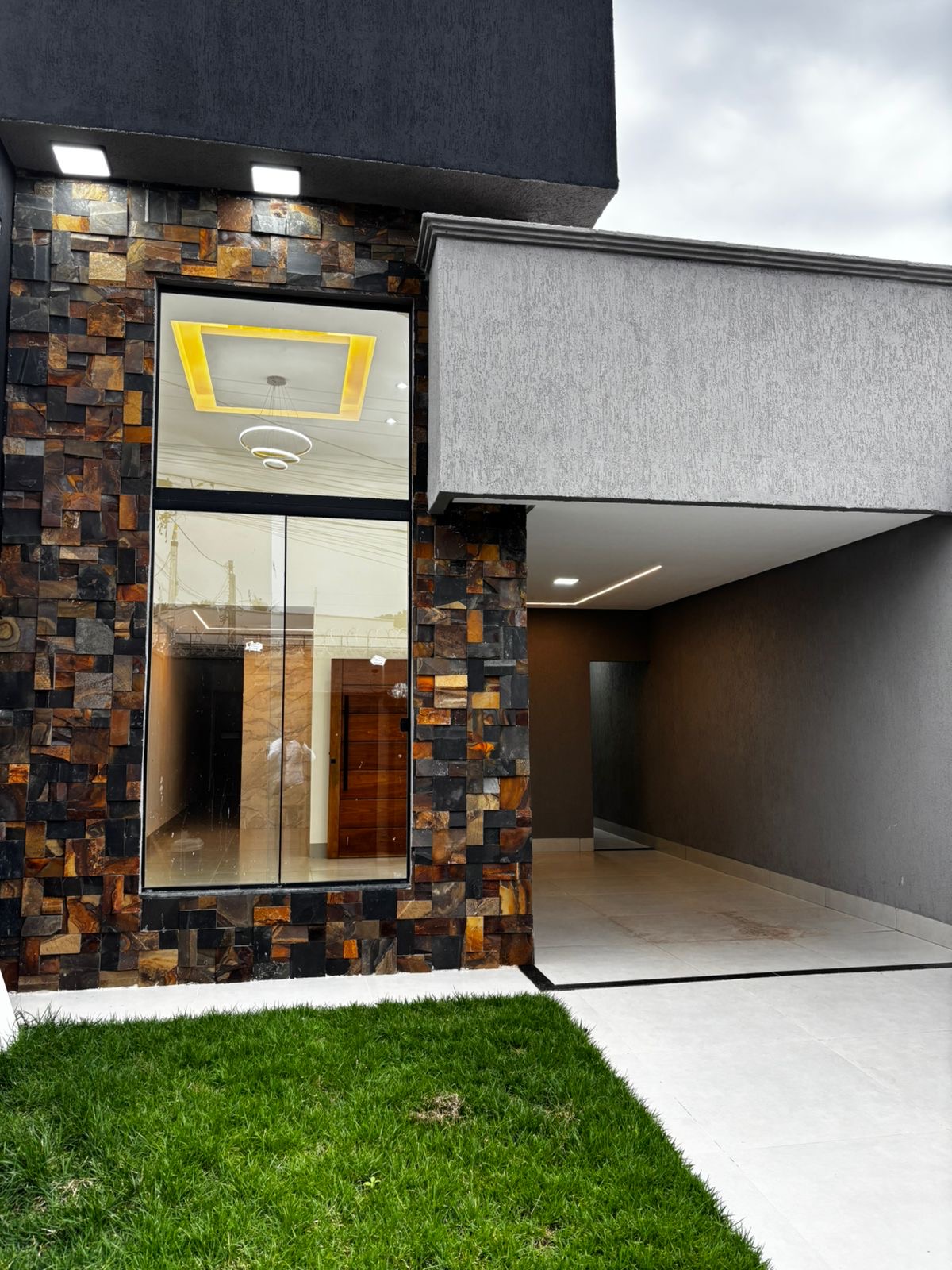 Casa Cidade Satélite - Aparecida de Goiânia 130m² — foto 1