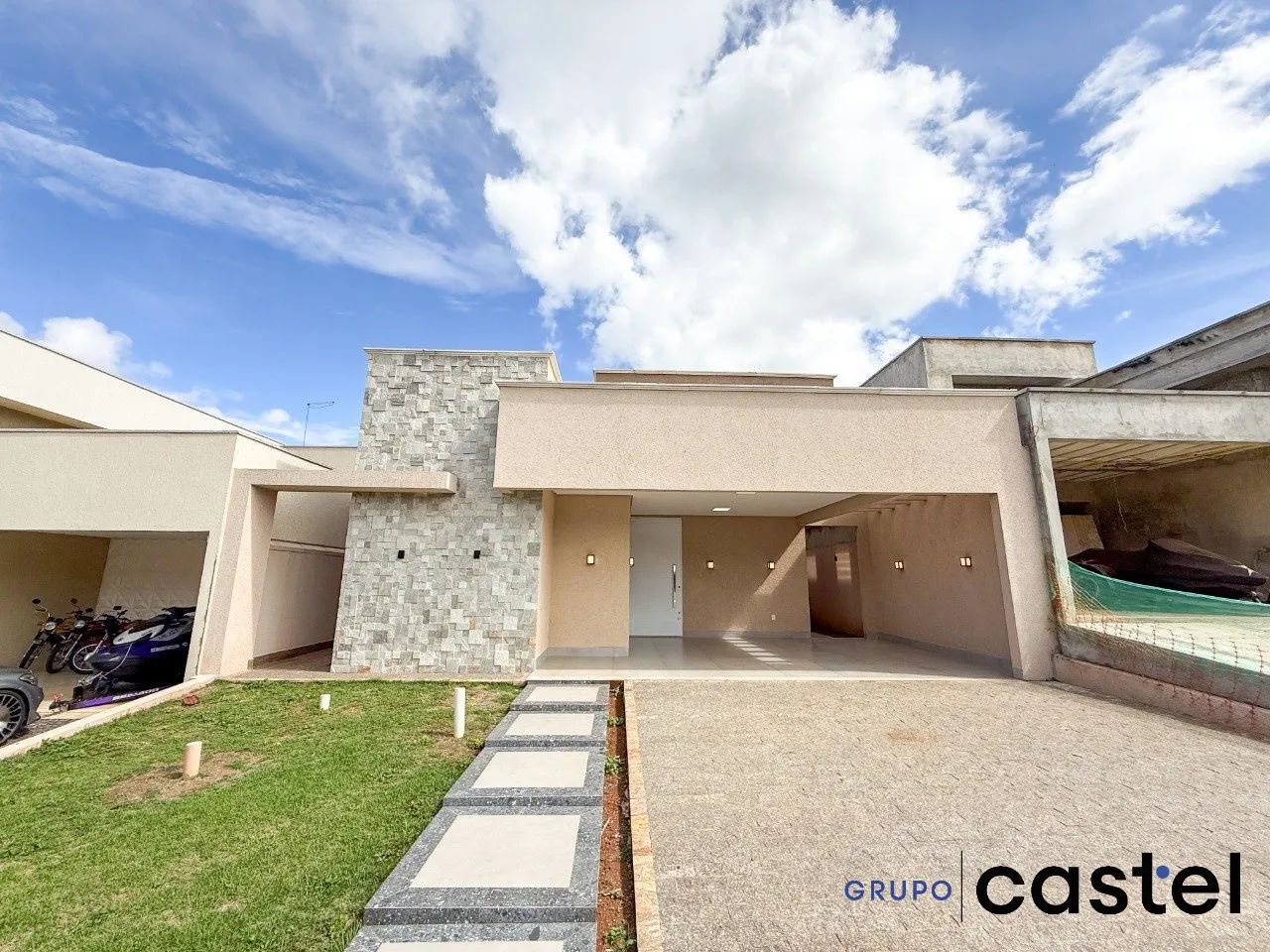Casa - Residencial Condomínio Jardim Veneza