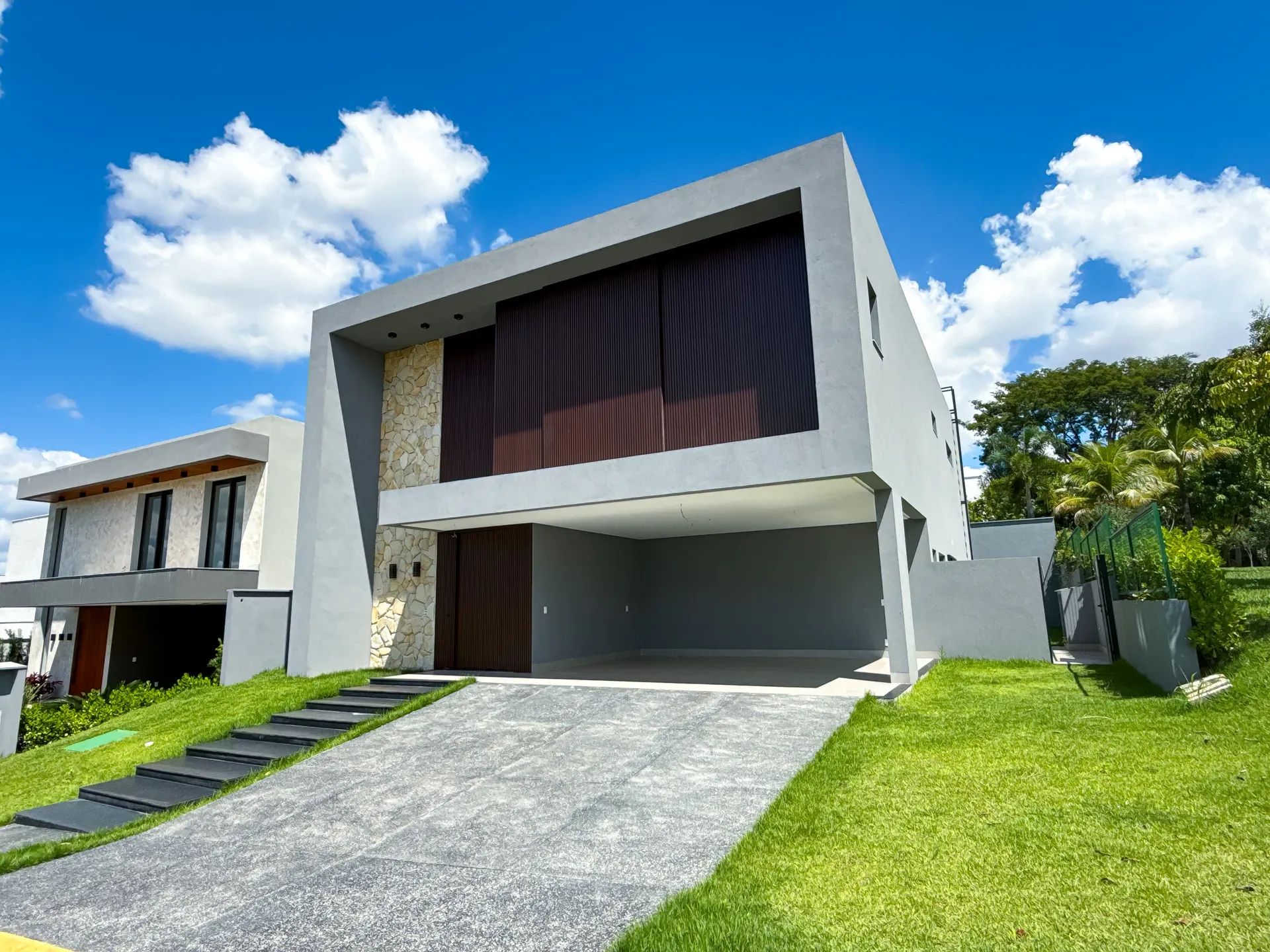 Condomínio - Alphaville Flamboyant Residencial Araguaia